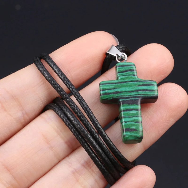 Collier Croix Pierre