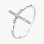 bague-croix-argent-femme