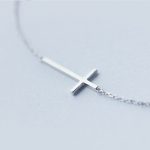 bracelet-en-argent-avec-croix-horizontale-416